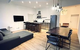 Loft Directly Next To Oktoberfest And Downtown